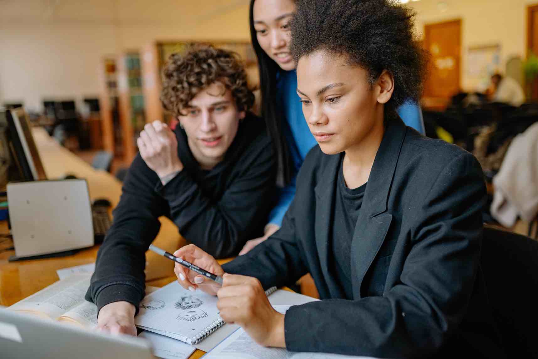 Escolher a ferramenta de deteção de IA certa em 2026